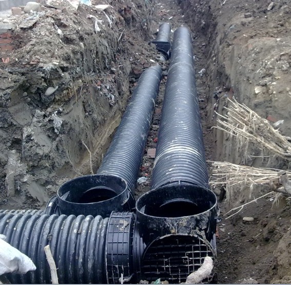 雨污水檢查井施工時(shí)的注意事項(xiàng) 雨污水檢查井施工時(shí)的注意事項(xiàng)